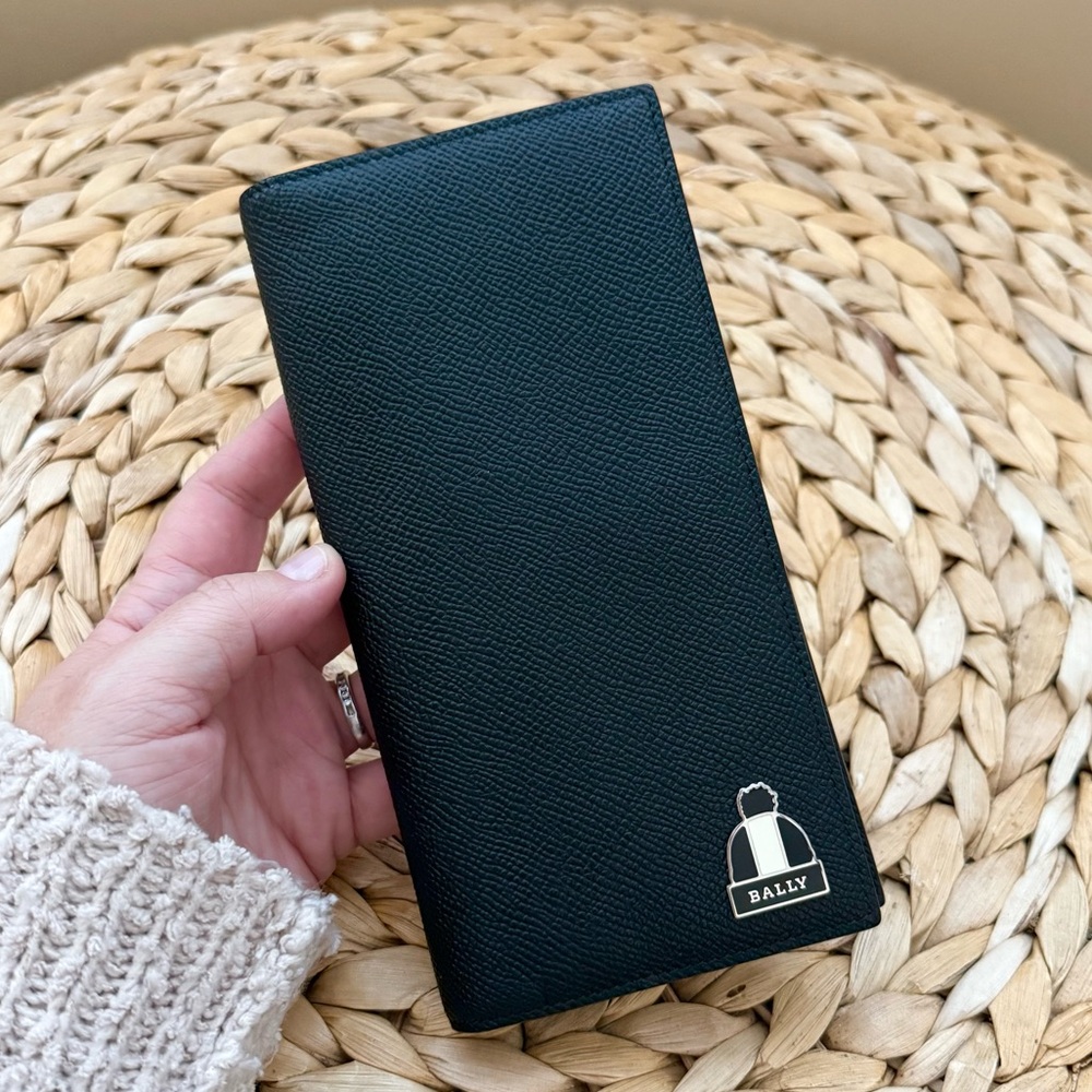 BALLY black pebbled leather flip open wallet